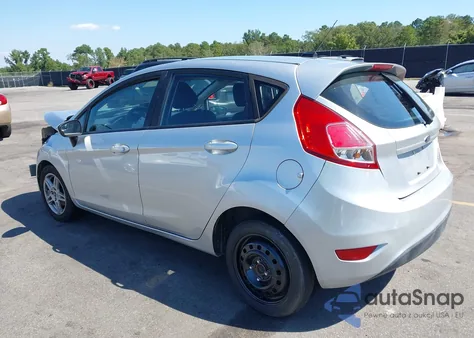 2016 Ford Fiesta S z USA, uszkodzony, nr VIN 3FADP4TJ1GM136305